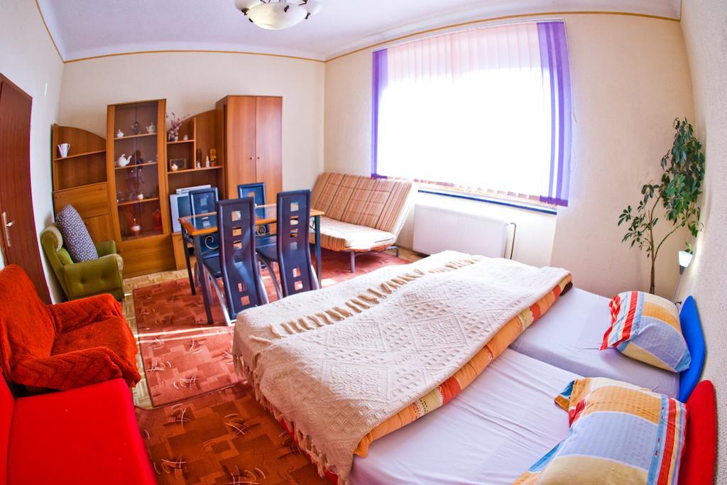 Guest House Pikapolonca 마리보르 객실 사진