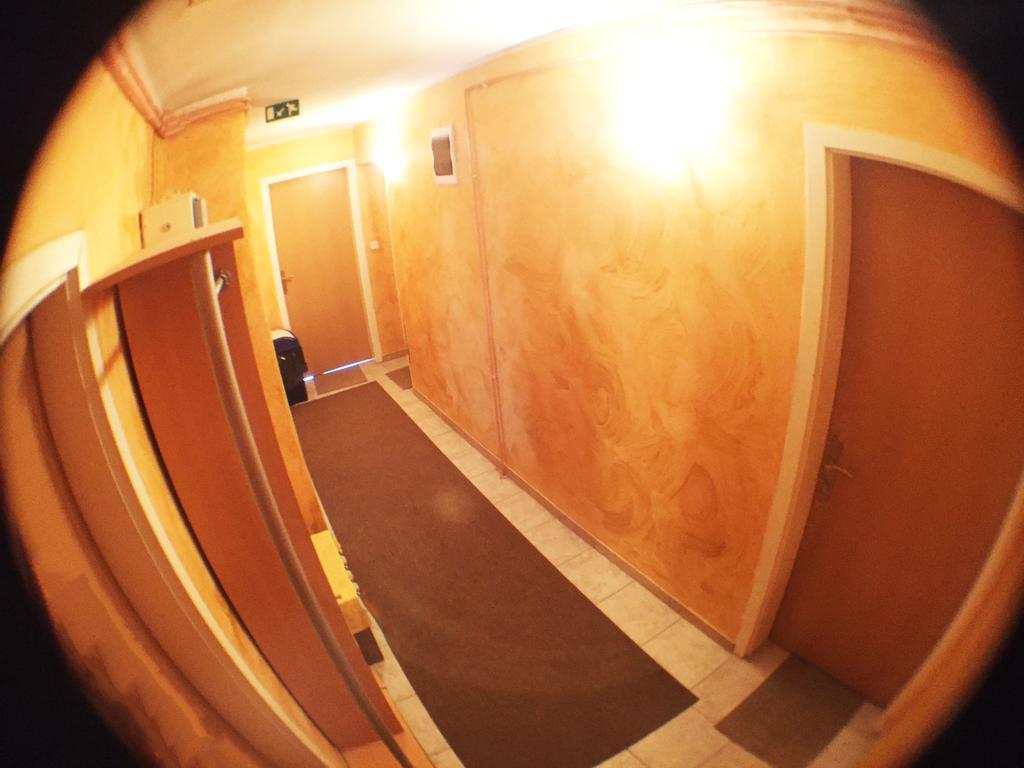 Guest House Pikapolonca 마리보르 외부 사진